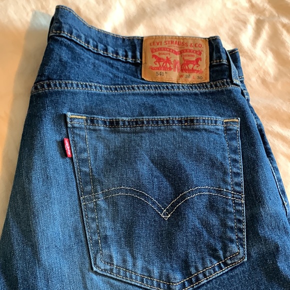Levi’s Original Riveted Jeans - Picture 2 of 5